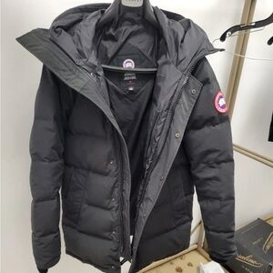 Canada Goose Men's Black Puffer Jacket